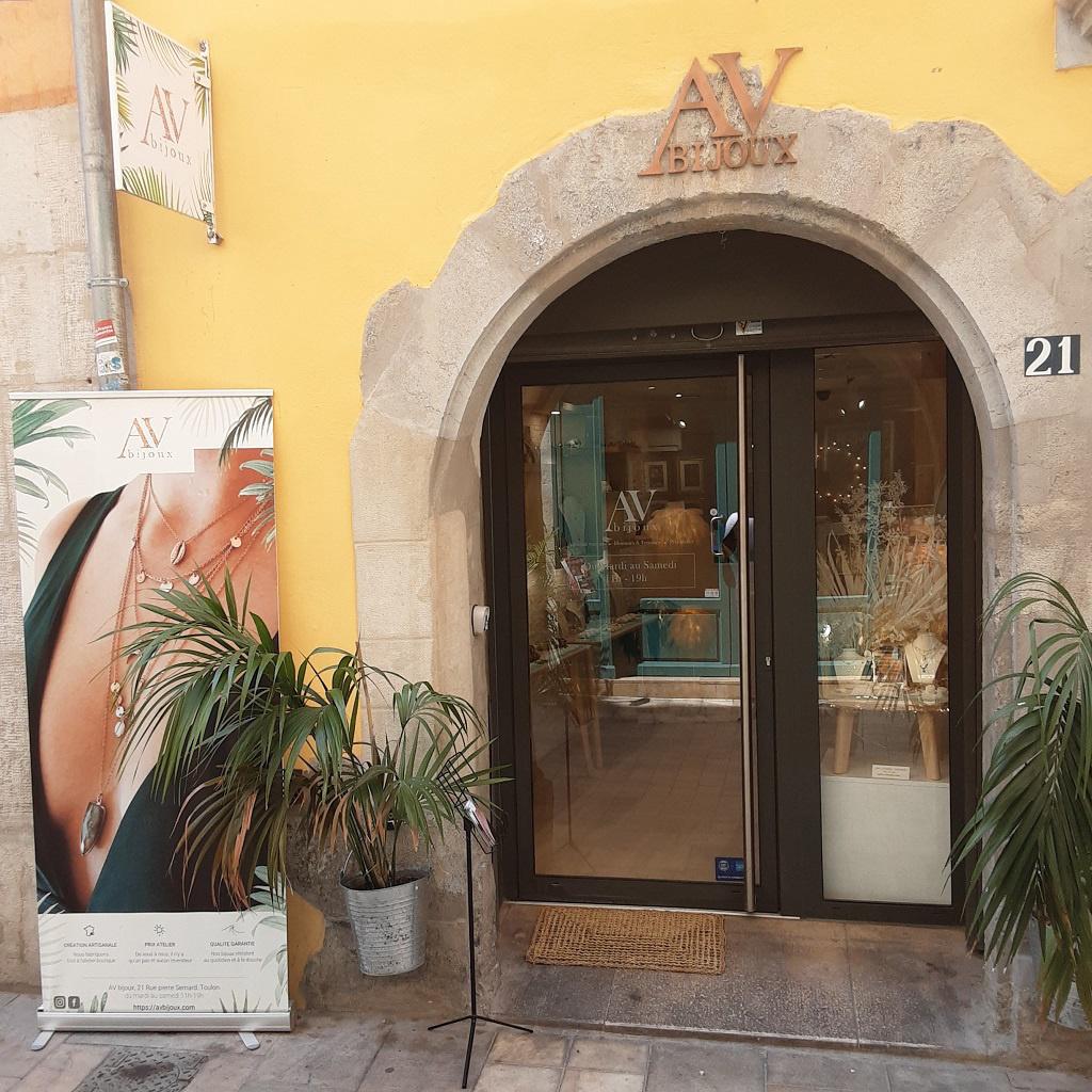 AV bijoux