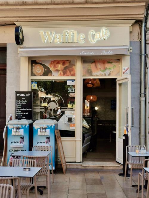 Waffle Café